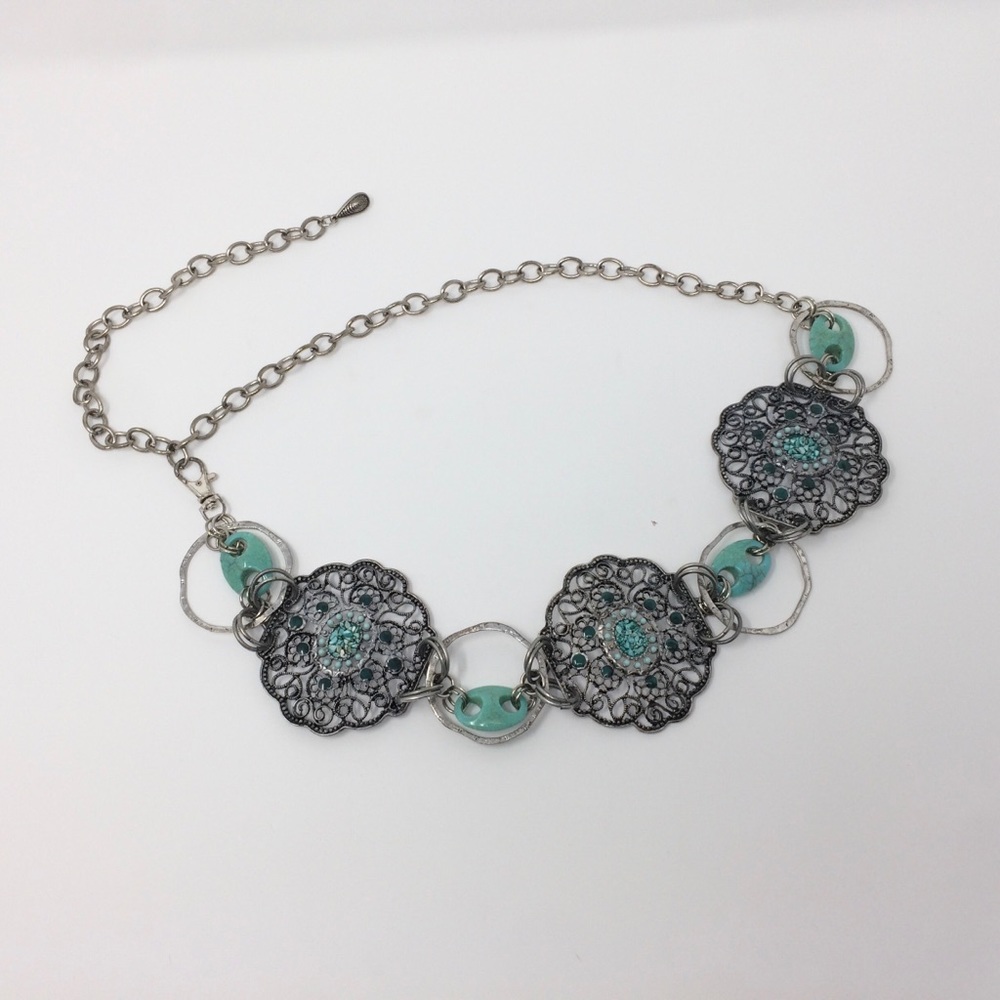 Accent Belt: Metal/ semi precious stone